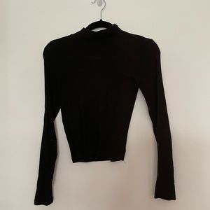 Brandy Melville Mockneck Turtleneck